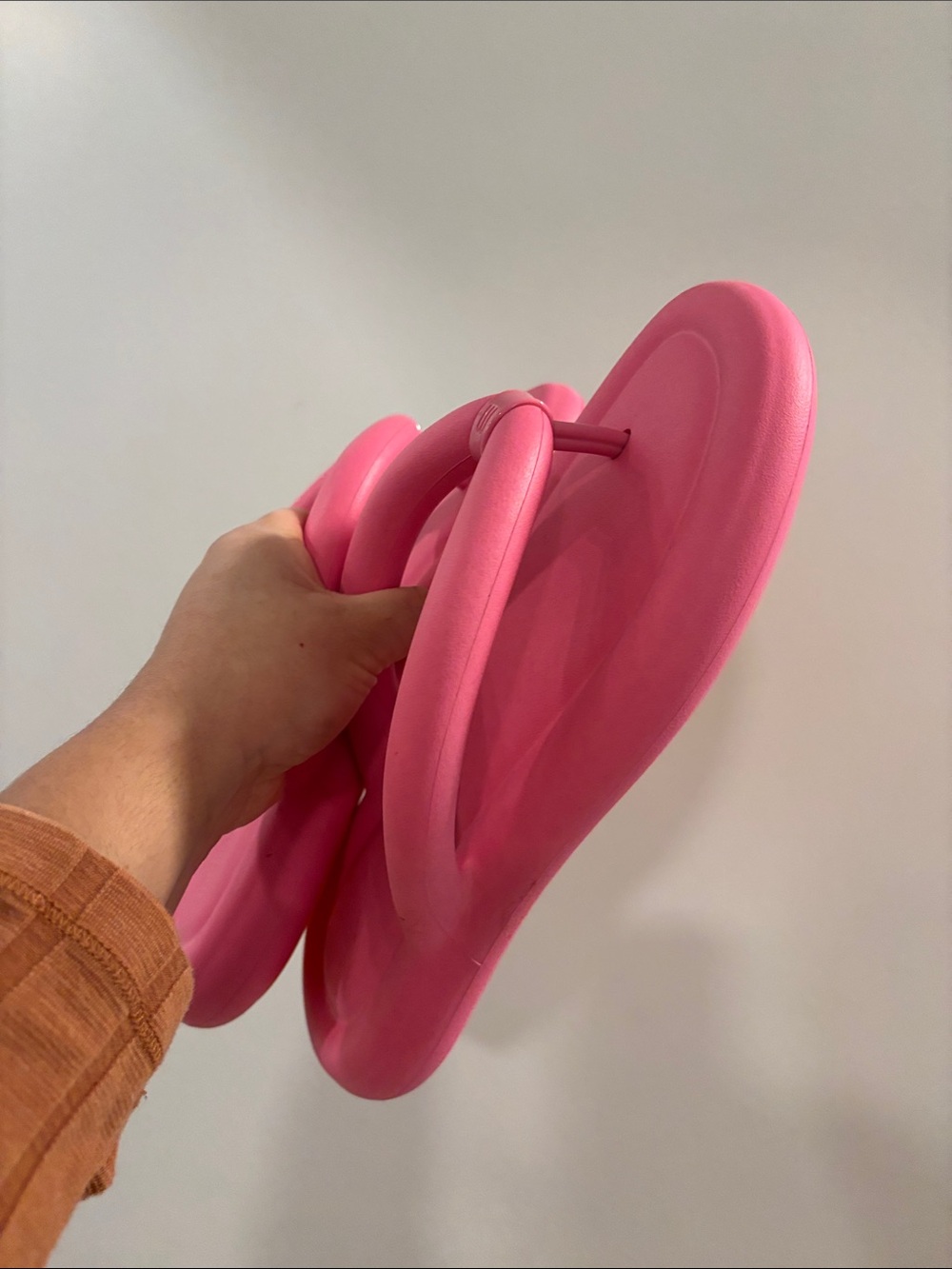 Melissa bright pink flip flops Sz 7 New with box